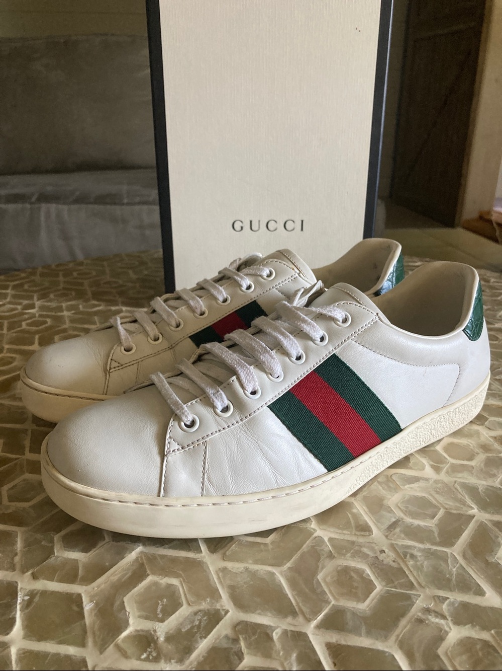 Gucci Men’s Ace Leather Web Low-Top Sneakers (9.5) - Picture 5 of 13